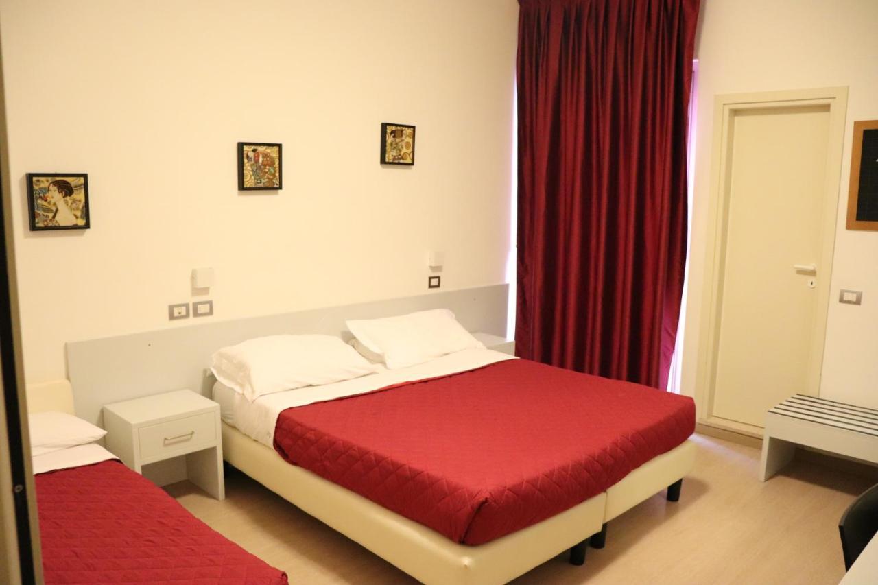 Hotel Morolli Rimini Exterior foto